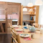 Family Basecamp For Biking And Skiing *